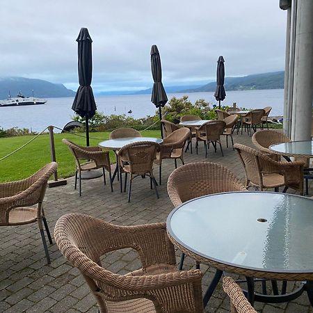Smaken Av Ryfylke Event As Overnatting, Bygningen Drives Ikke Som Hotell Hjelmeland Exteriér fotografie