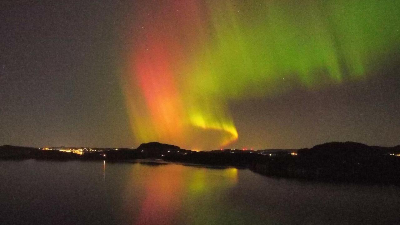 Smaken Av Ryfylke Event As Overnatting, Bygningen Drives Ikke Som Hotell Hjelmeland Exteriér fotografie